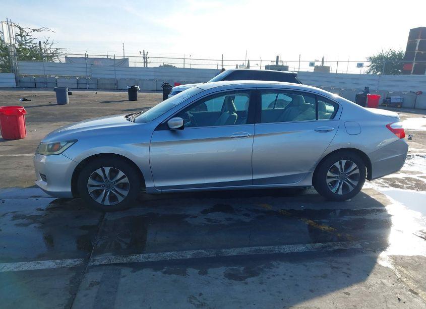 Photo 6 of 2014 Honda Accord LX (VIN 1HGCR2F31EA137094)