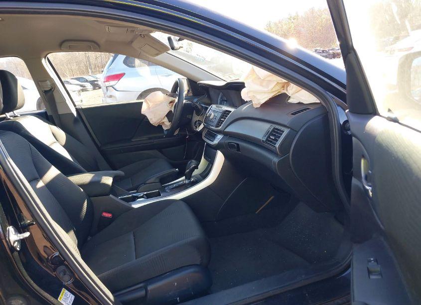 Photo 5 of 2014 Honda Accord LX (VIN 1HGCR2F31EA174078)