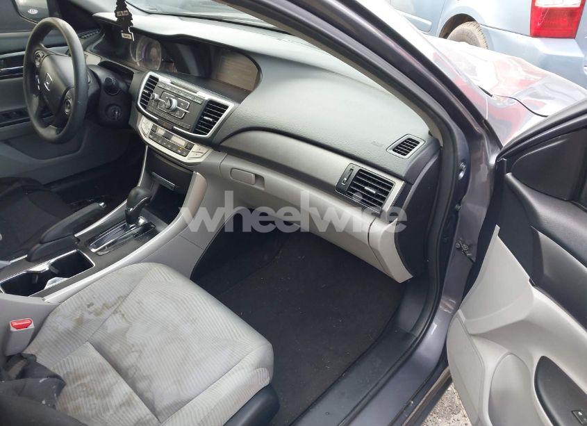 Photo 5 of 2014 Honda Accord LX (VIN 1HGCR2F31EA219651)