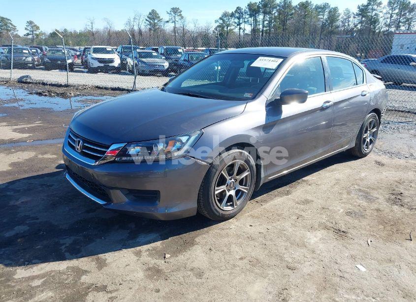 Photo 2 of 2014 Honda Accord LX (VIN 1HGCR2F31EA223814)