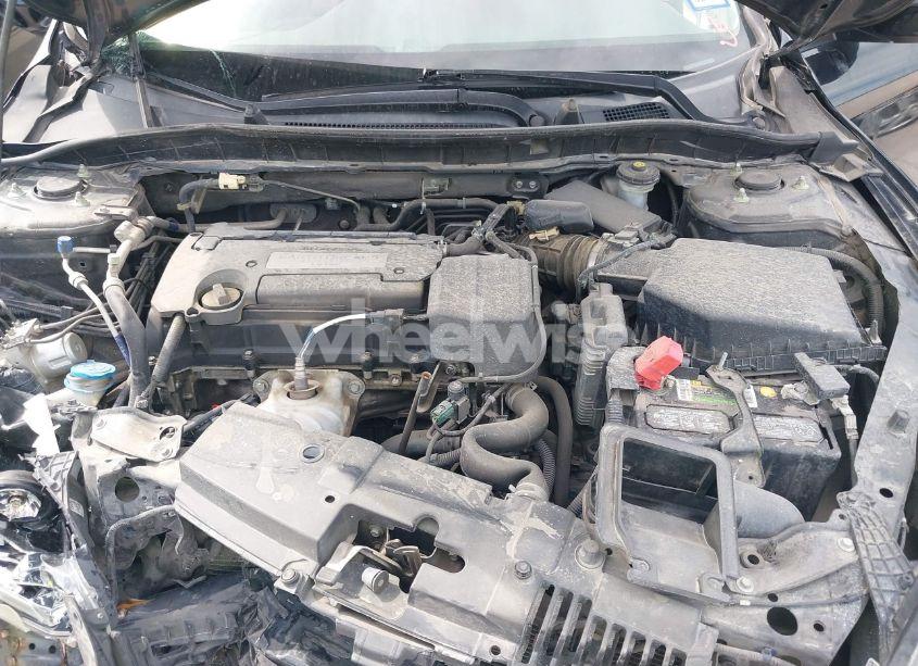 Photo 10 of 2014 Honda Accord LX (VIN 1HGCR2F31EA228138)