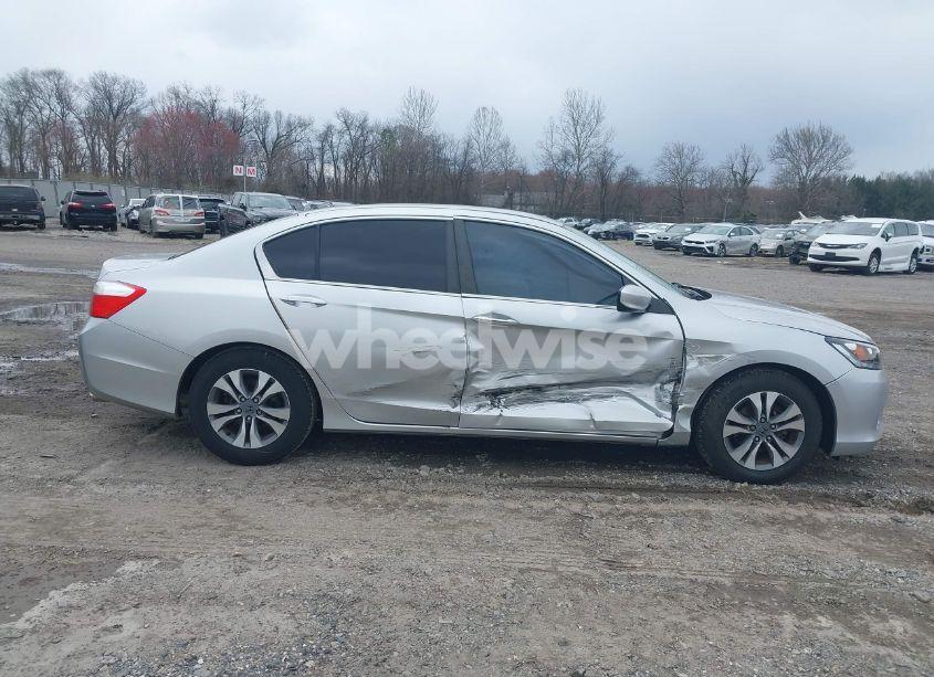 Photo 13 of 2014 Honda Accord LX (VIN 1HGCR2F31EA244243)