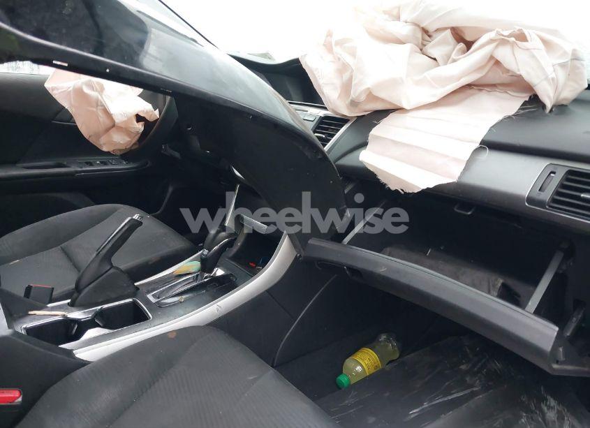 Photo 5 of 2014 Honda Accord LX (VIN 1HGCR2F31EA269434)