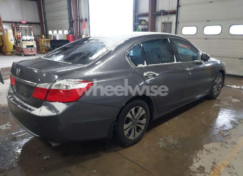 Photo 4 of 2014 Honda Accord LX (VIN 1HGCR2F31EA283706)