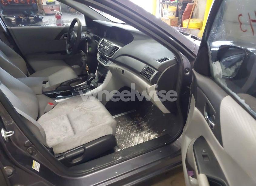 Photo 5 of 2014 Honda Accord LX (VIN 1HGCR2F31EA283706)