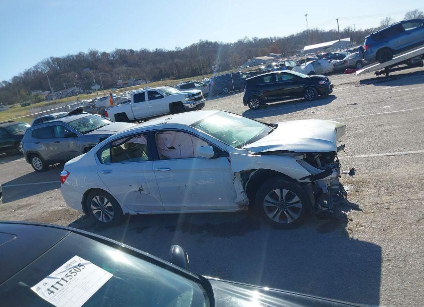 Photo 13 of 2014 Honda Accord LX (VIN 1HGCR2F31EA291482)