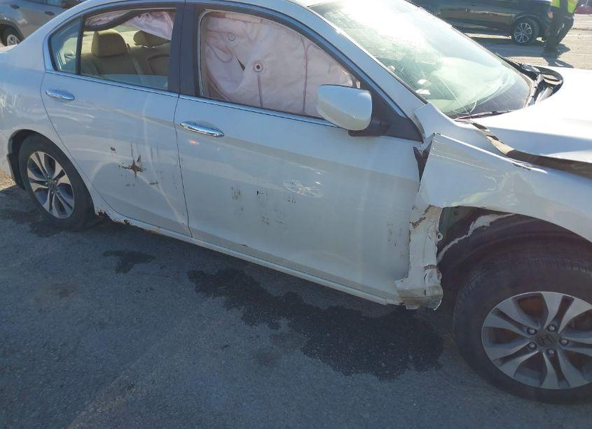 Photo 17 of 2014 Honda Accord LX (VIN 1HGCR2F31EA291482)