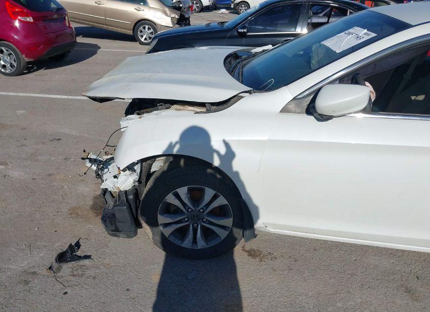 Photo 18 of 2014 Honda Accord LX (VIN 1HGCR2F31EA291482)