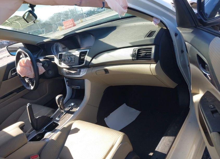 Photo 5 of 2014 Honda Accord LX (VIN 1HGCR2F31EA291482)