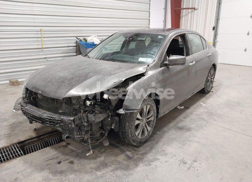 Photo 2 of 2015 Honda Accord LX (VIN 1HGCR2F31FA011285)