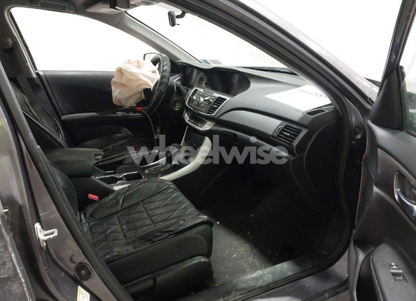 Photo 5 of 2015 Honda Accord LX (VIN 1HGCR2F31FA011285)