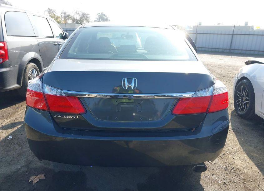 Photo 16 of 2015 Honda Accord LX (VIN 1HGCR2F31FA019581)