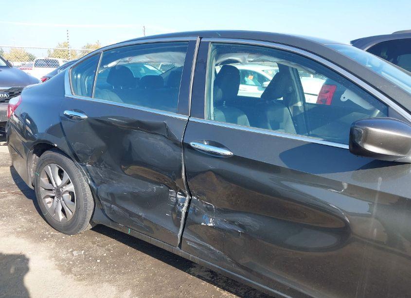 Photo 6 of 2015 Honda Accord LX (VIN 1HGCR2F31FA019581)