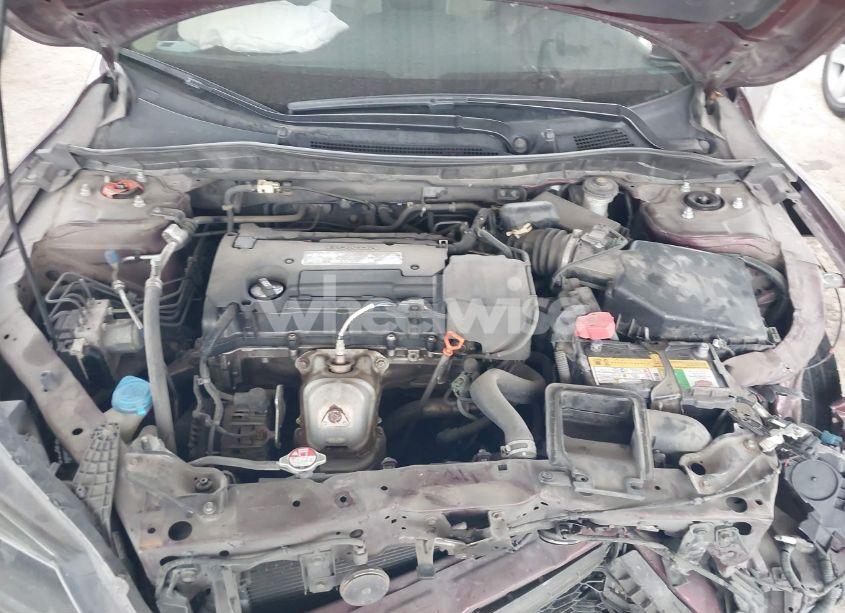 Photo 10 of 2015 Honda Accord LX (VIN 1HGCR2F31FA021539)