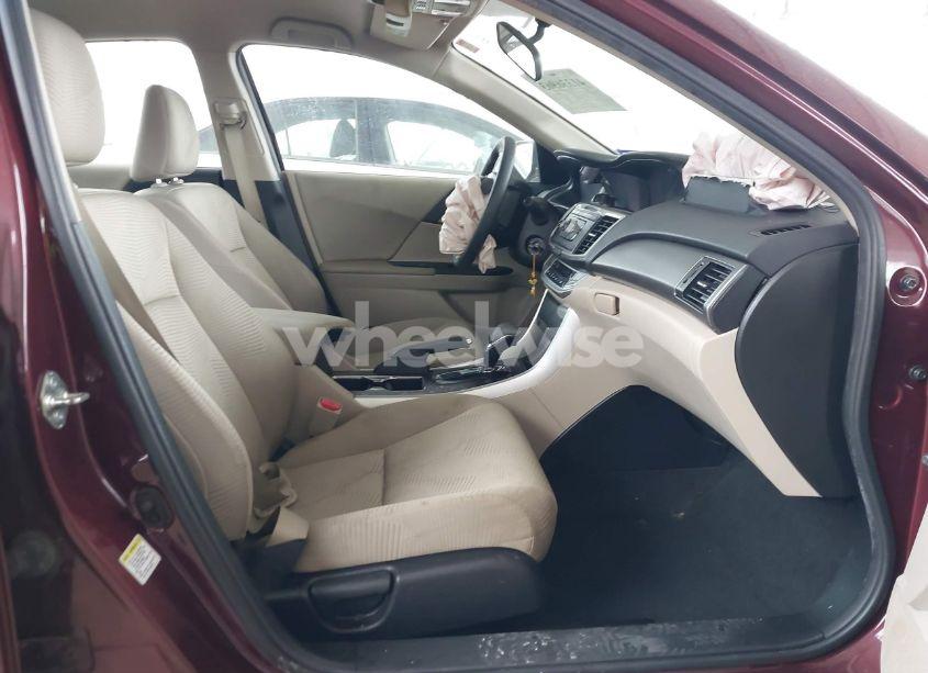 Photo 5 of 2015 Honda Accord LX (VIN 1HGCR2F31FA021539)