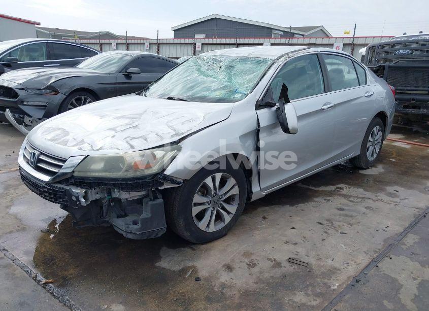 Photo 2 of 2015 Honda Accord LX (VIN 1HGCR2F31FA022433)