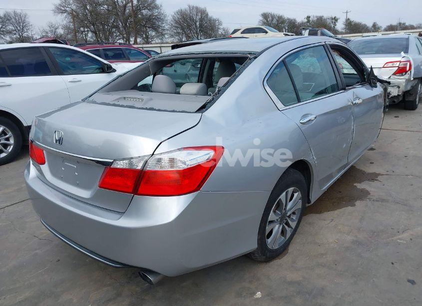 Photo 4 of 2015 Honda Accord LX (VIN 1HGCR2F31FA022433)