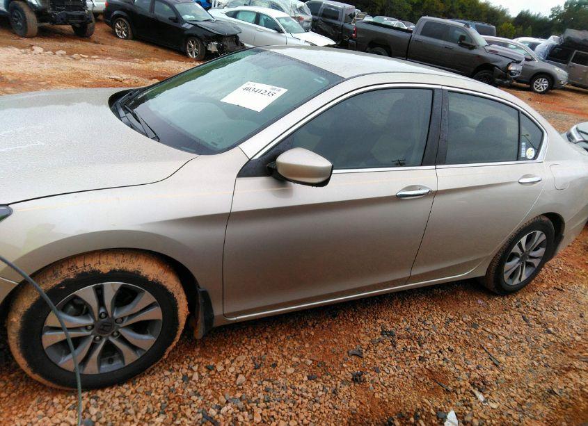 Photo 14 of 2015 Honda Accord LX (VIN 1HGCR2F31FA099092)