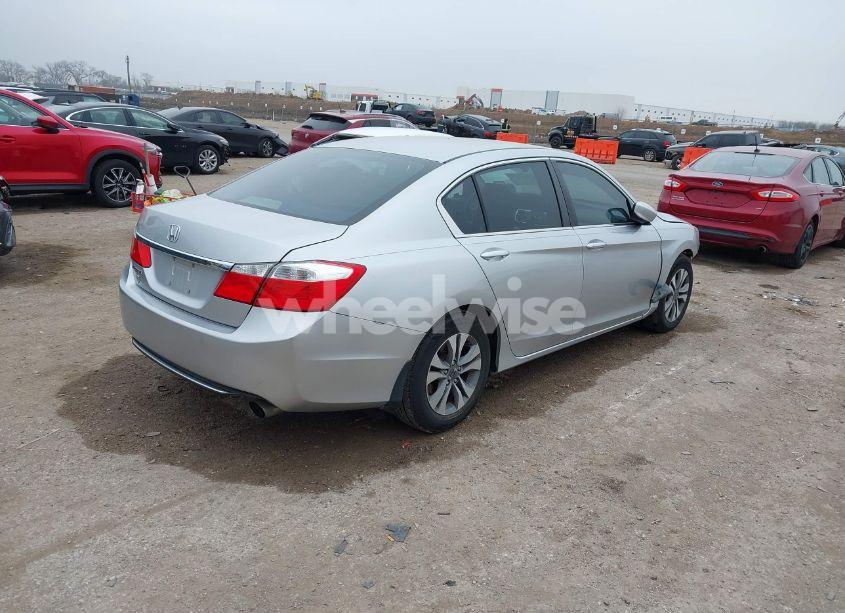 Photo 4 of 2015 Honda Accord LX (VIN 1HGCR2F31FA115663)