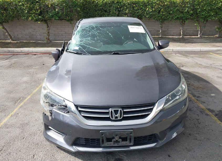 Photo 12 of 2015 Honda Accord LX (VIN 1HGCR2F31FA136786)