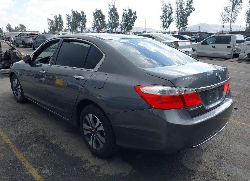 Photo 3 of 2015 Honda Accord LX (VIN 1HGCR2F31FA136786)