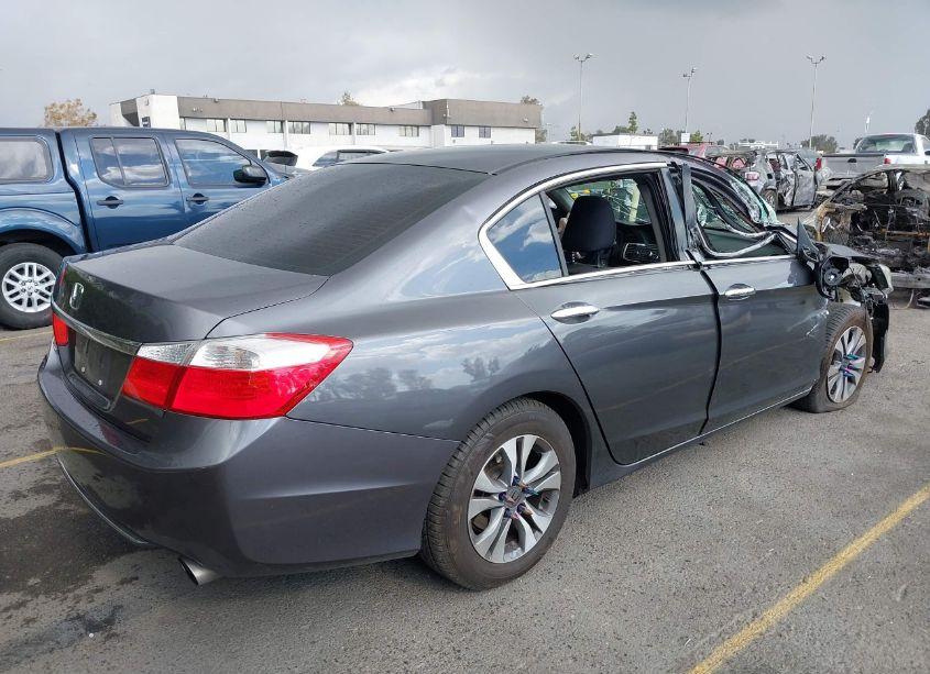 Photo 4 of 2015 Honda Accord LX (VIN 1HGCR2F31FA136786)