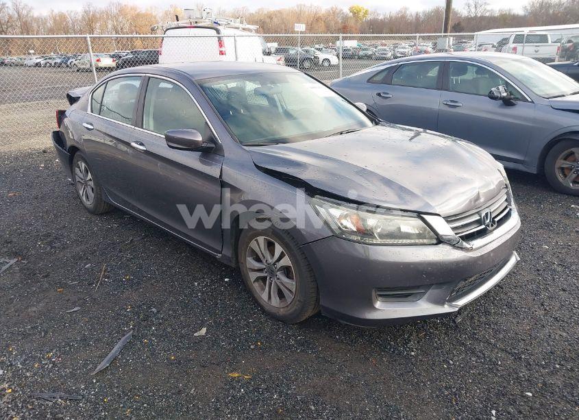 2015 Honda Accord LX (VIN 1HGCR2F31FA140885) main photo