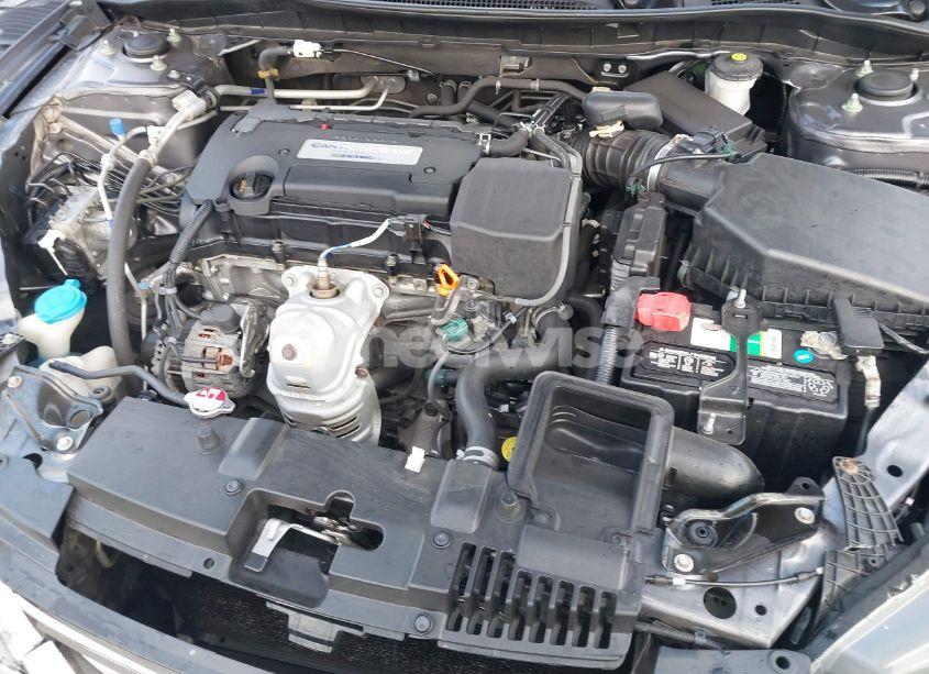 Photo 10 of 2015 Honda Accord LX (VIN 1HGCR2F31FA140885)
