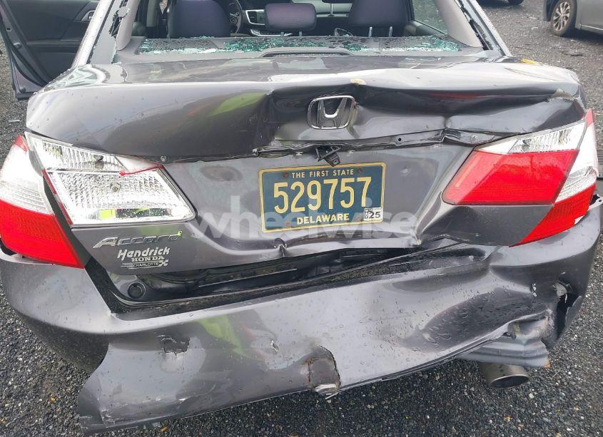 Photo 6 of 2015 Honda Accord LX (VIN 1HGCR2F31FA140885)