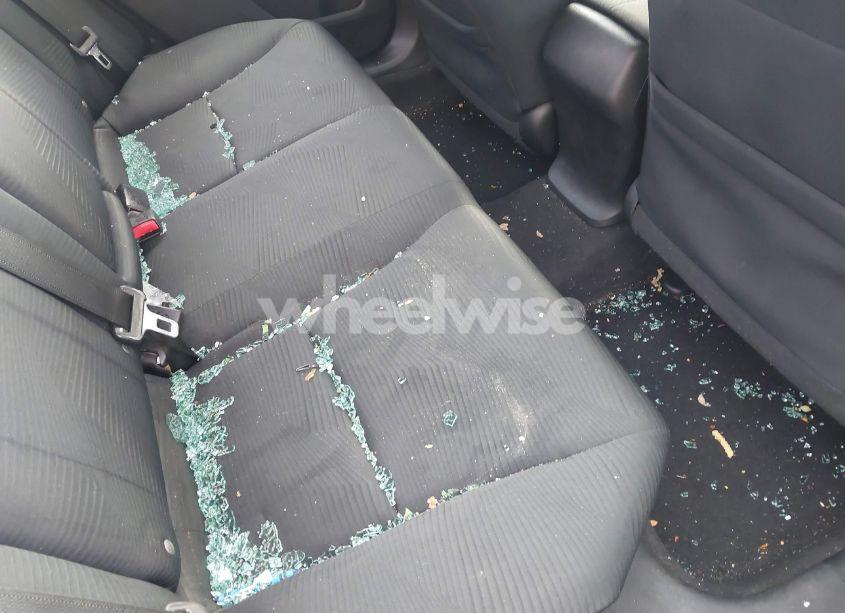 Photo 8 of 2015 Honda Accord LX (VIN 1HGCR2F31FA140885)