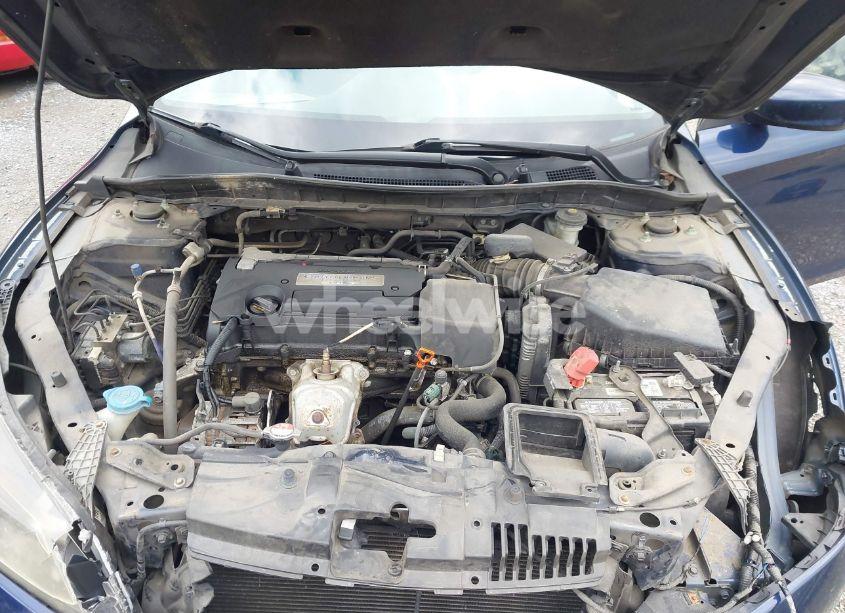 Photo 10 of 2015 Honda Accord LX (VIN 1HGCR2F31FA162028)