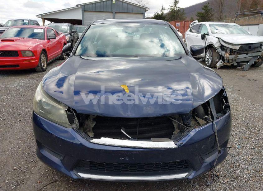Photo 13 of 2015 Honda Accord LX (VIN 1HGCR2F31FA162028)