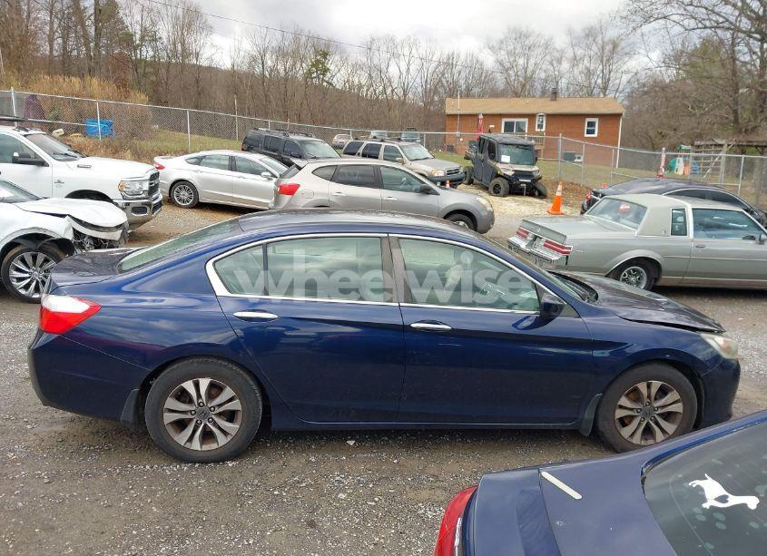 Photo 14 of 2015 Honda Accord LX (VIN 1HGCR2F31FA162028)