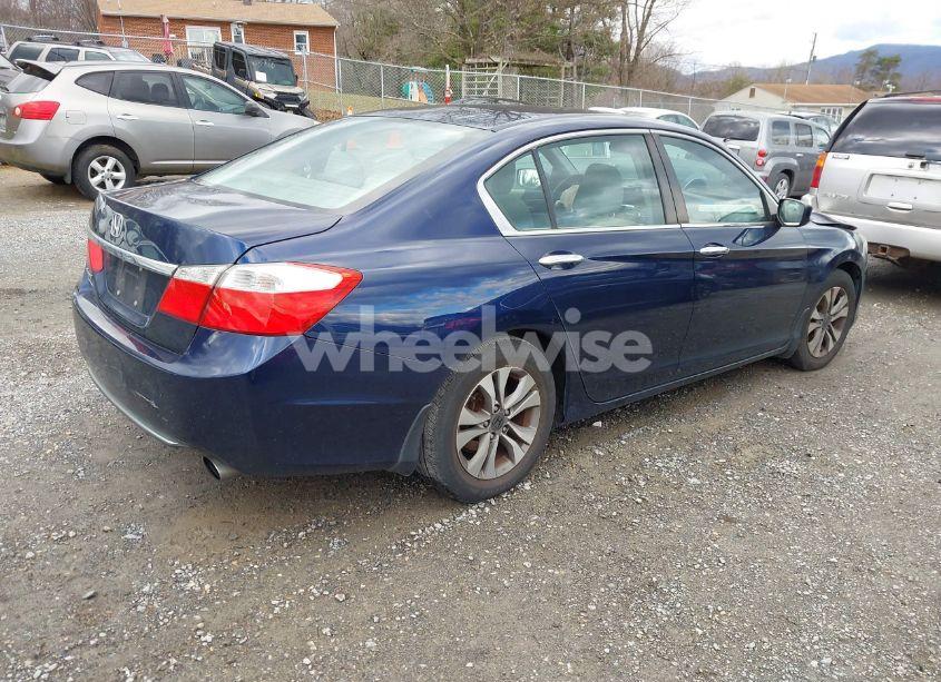 Photo 4 of 2015 Honda Accord LX (VIN 1HGCR2F31FA162028)