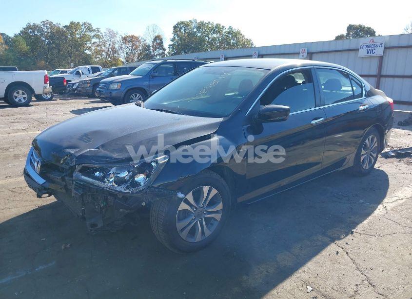 Photo 2 of 2015 Honda Accord LX (VIN 1HGCR2F31FA173272)