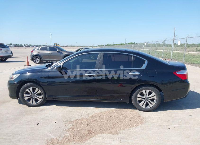 Photo 15 of 2015 Honda Accord LX (VIN 1HGCR2F31FA184515)