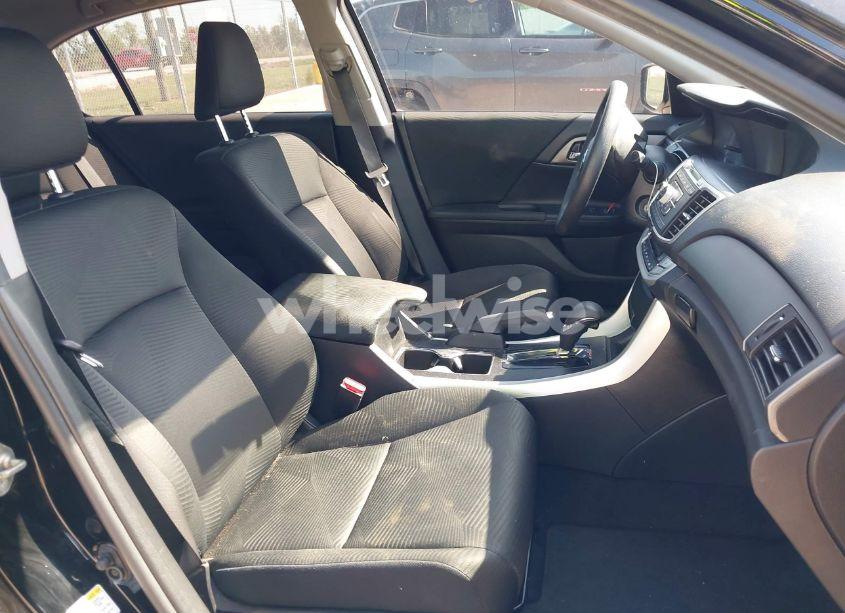 Photo 5 of 2015 Honda Accord LX (VIN 1HGCR2F31FA184515)