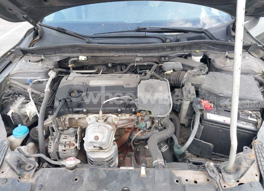 Photo 10 of 2015 Honda Accord LX (VIN 1HGCR2F31FA199595)