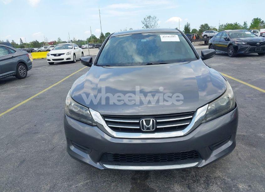 Photo 12 of 2015 Honda Accord LX (VIN 1HGCR2F31FA199595)
