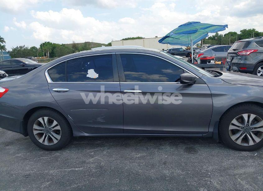 Photo 13 of 2015 Honda Accord LX (VIN 1HGCR2F31FA199595)