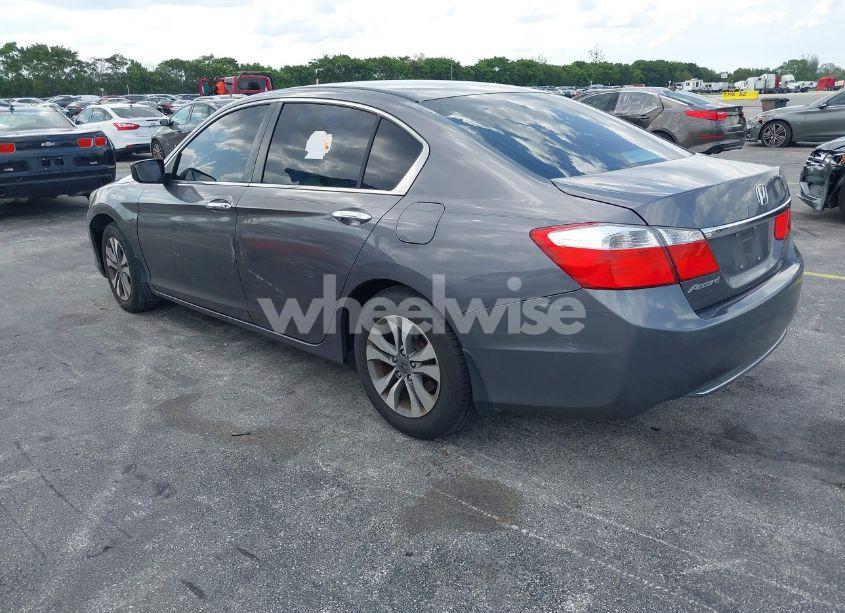 Photo 3 of 2015 Honda Accord LX (VIN 1HGCR2F31FA199595)