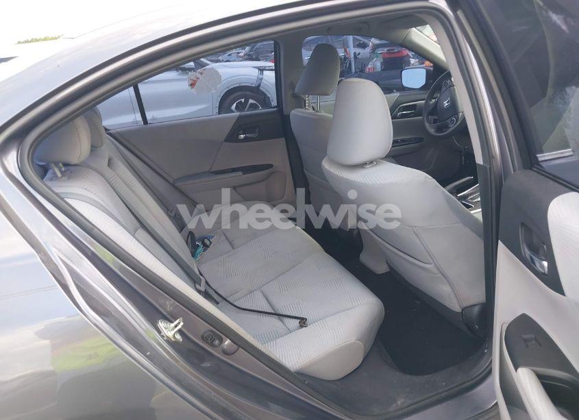 Photo 8 of 2015 Honda Accord LX (VIN 1HGCR2F31FA199595)