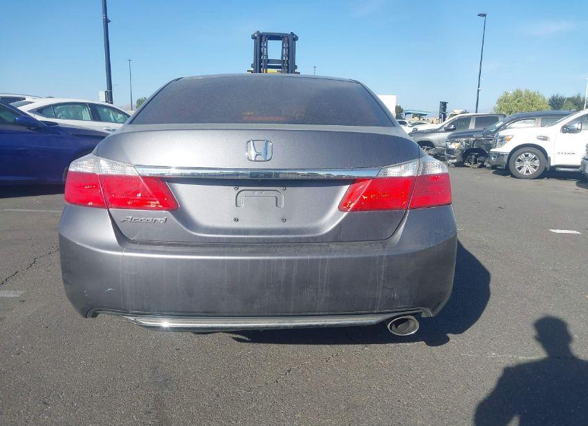 Photo 16 of 2015 Honda Accord LX (VIN 1HGCR2F31FA216041)