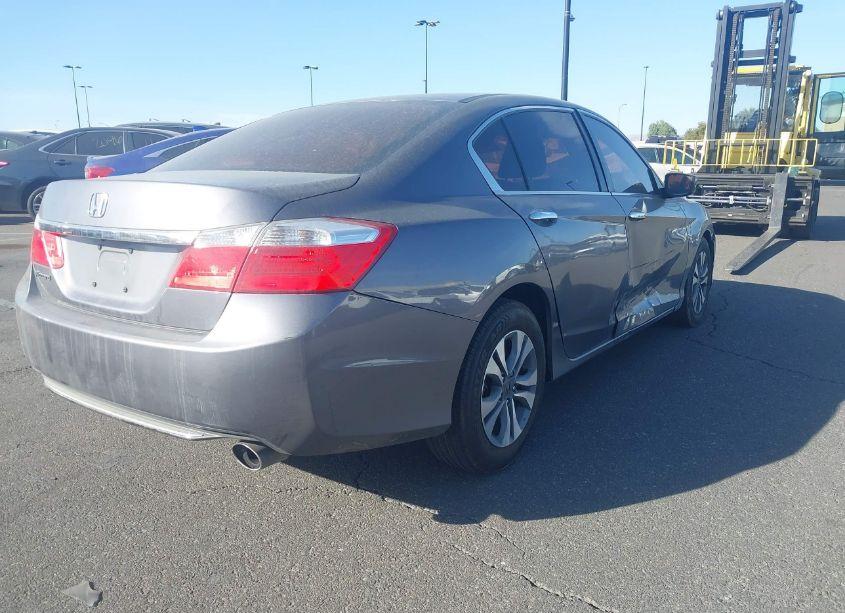 Photo 4 of 2015 Honda Accord LX (VIN 1HGCR2F31FA216041)