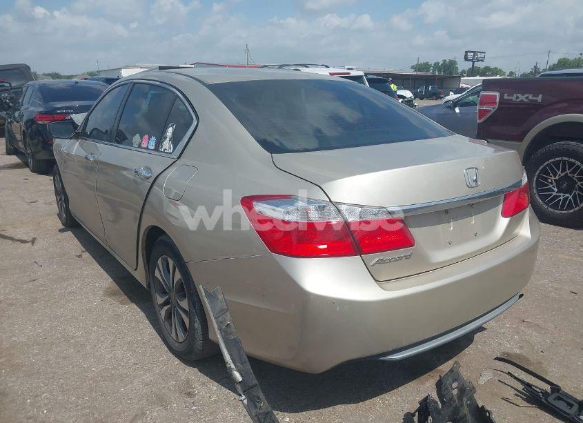 Photo 3 of 2015 Honda Accord LX (VIN 1HGCR2F31FA262775)