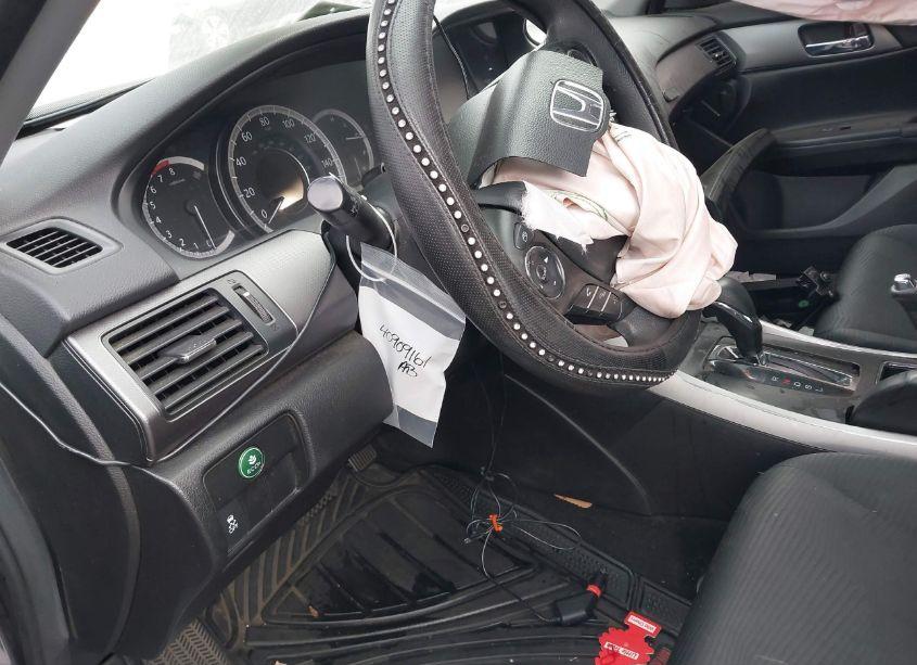 Photo 17 of 2015 Honda Accord LX (VIN 1HGCR2F31FA263506)