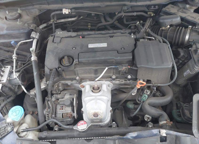 Photo 10 of 2016 Honda Accord LX (VIN 1HGCR2F31GA118502)