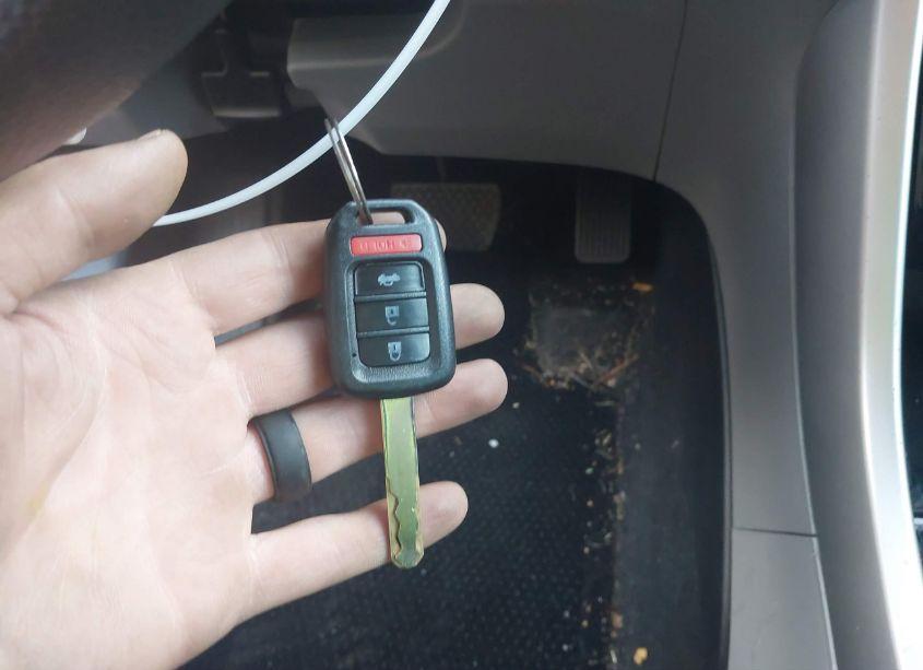 Photo 11 of 2016 Honda Accord LX (VIN 1HGCR2F31GA118502)