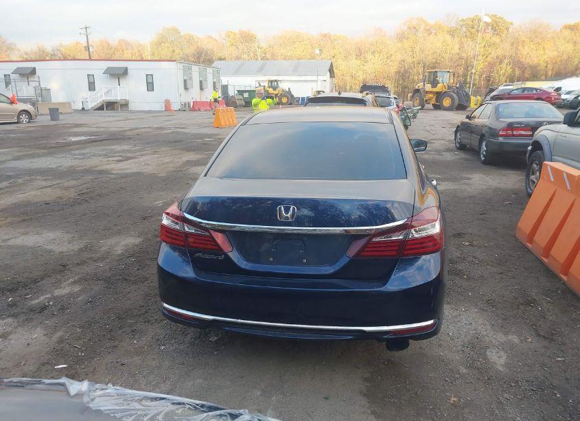 Photo 17 of 2016 Honda Accord LX (VIN 1HGCR2F31GA118502)