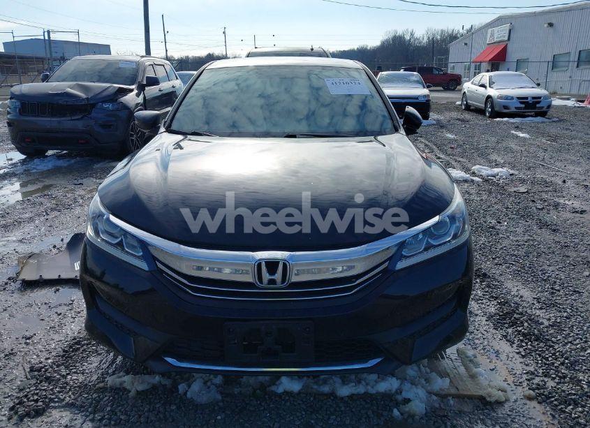 Photo 12 of 2016 Honda Accord LX (VIN 1HGCR2F31GA133677)